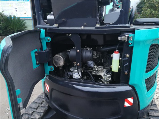 DL 25U小型挖掘機(jī)