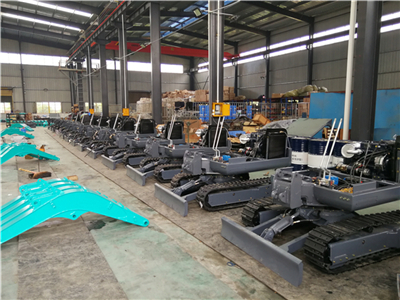 	小型挖掘機(jī)價格表：嚴(yán)寒情況下怎樣作業(yè)